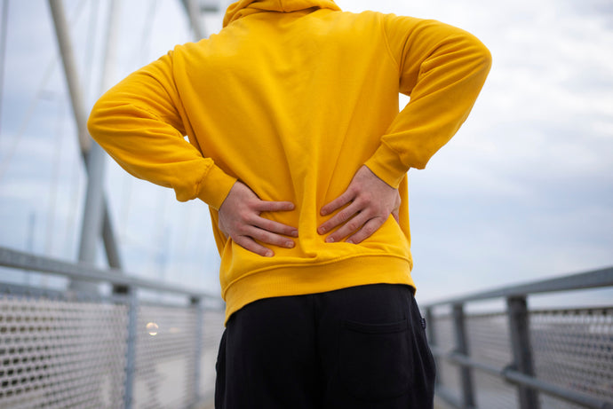 SHOULD I BE WORRIED ABOUT BACK PAIN? SIGNS IT’S TIME TO SEE A DOCTOR